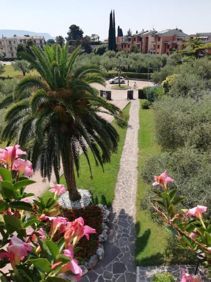 Albergo Villa Angela Toscolano Maderno Exterior foto