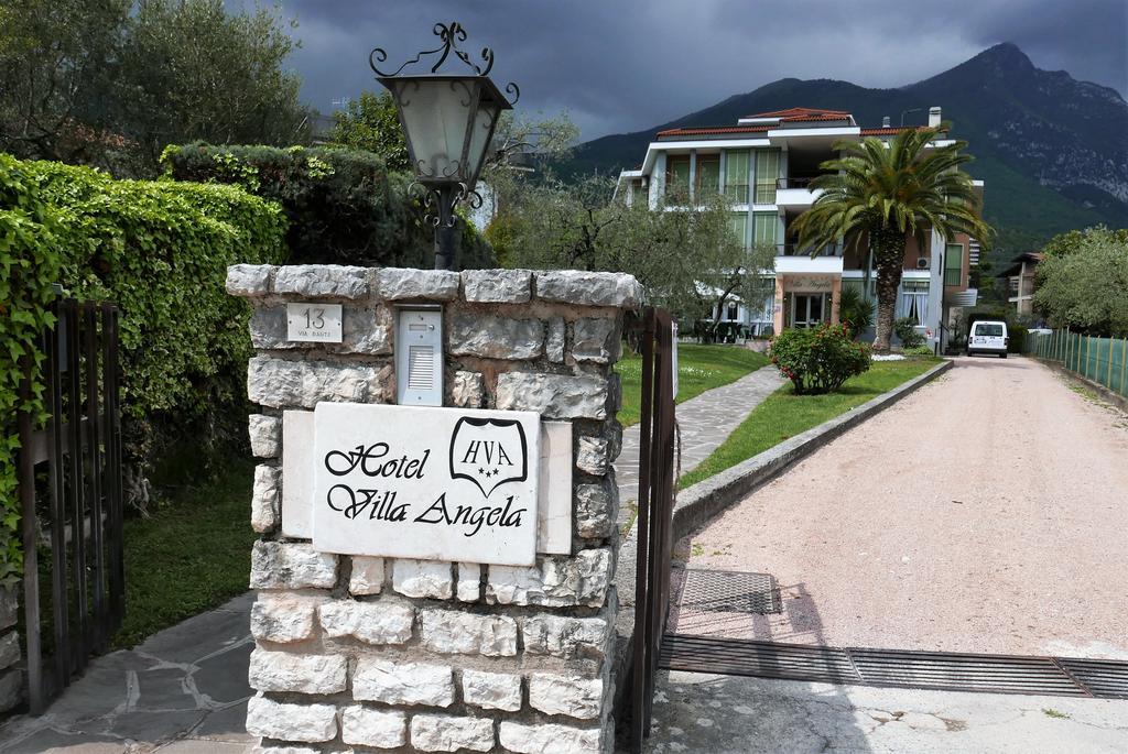 Albergo Villa Angela Toscolano Maderno Exterior foto